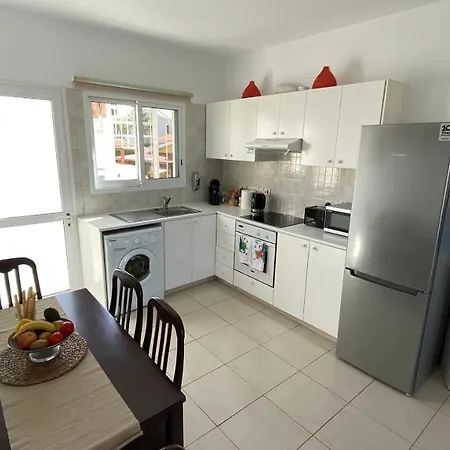 Roof Terrace & Sea View Entire