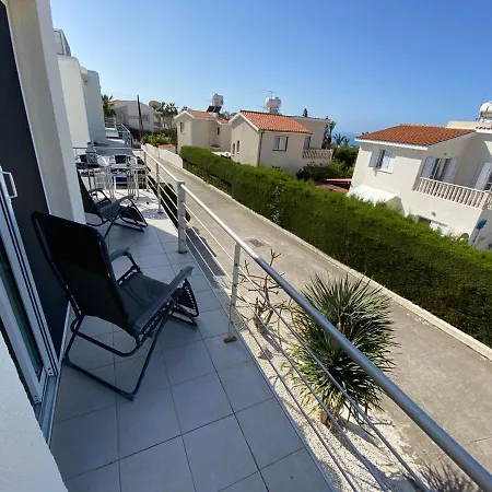 Roof Terrace & Sea View Entire *