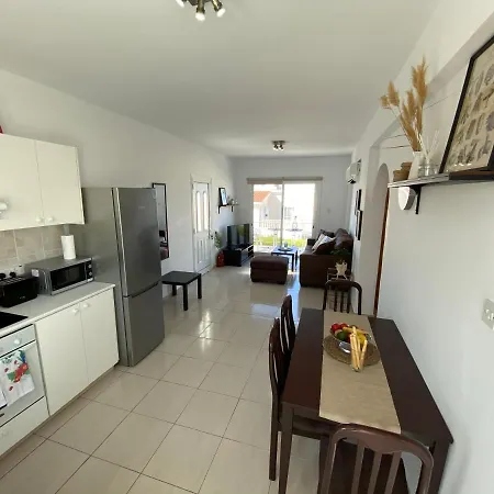 Roof Terrace & Sea View Entire * Pegeia