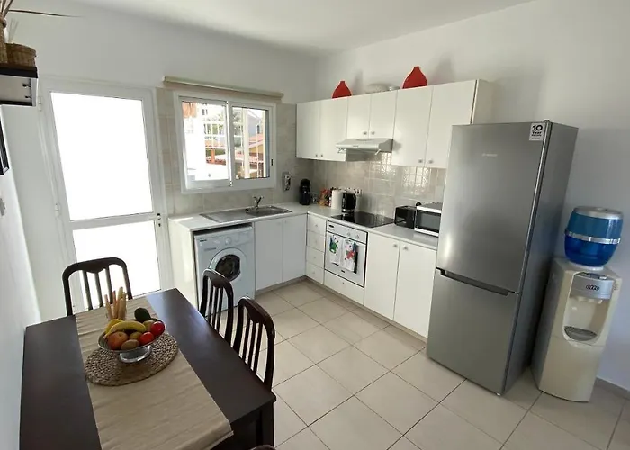 Roof Terrace & Sea View Entire