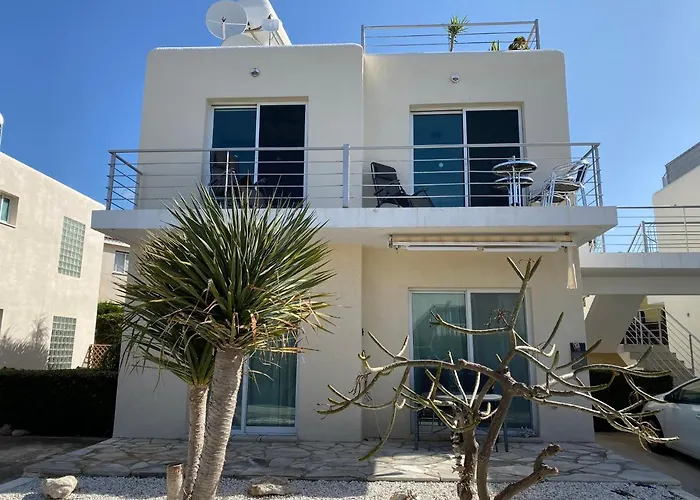 Roof Terrace & Sea View Entire *